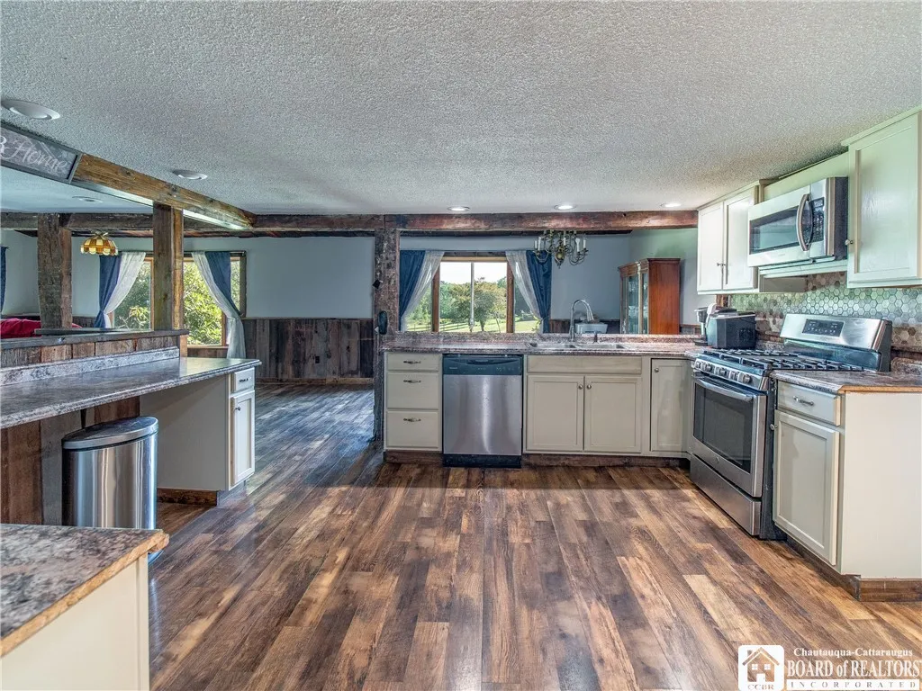 265 Big Tree Sugar Grove Road, Busti, New York 147, Busti, New York 14701, 4 Bedrooms Bedrooms, 9 Rooms Rooms,2 BathroomsBathrooms,Residential,Closed,265 Big Tree Sugar Grove Road, Busti, New York 147,0,R1625957