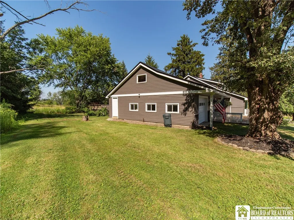 265 Big Tree Sugar Grove Road, Busti, New York 147, Busti, New York 14701, 4 Bedrooms Bedrooms, 9 Rooms Rooms,2 BathroomsBathrooms,Residential,Closed,265 Big Tree Sugar Grove Road, Busti, New York 147,0,R1625957