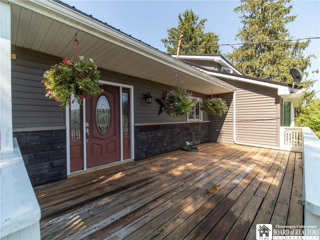 265 Big Tree Sugar Grove Road, Busti, New York 147, Busti, New York 14701, 4 Bedrooms Bedrooms, 9 Rooms Rooms,2 BathroomsBathrooms,Residential,Closed,265 Big Tree Sugar Grove Road, Busti, New York 147,0,R1625957