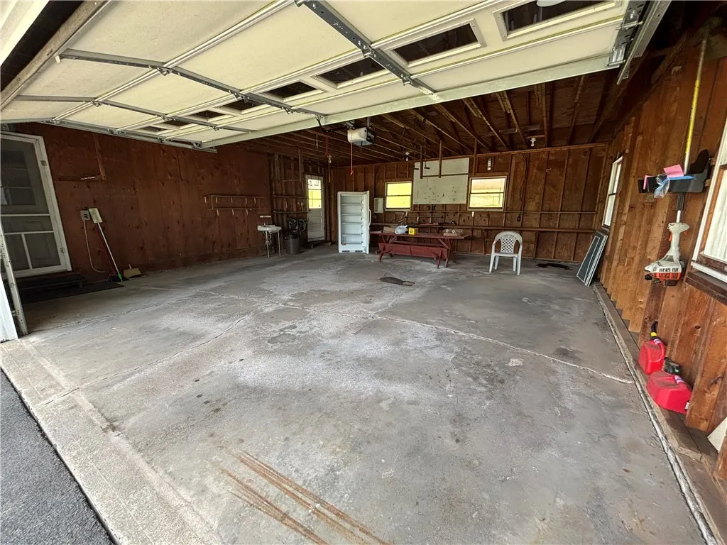 2 car oversized garage