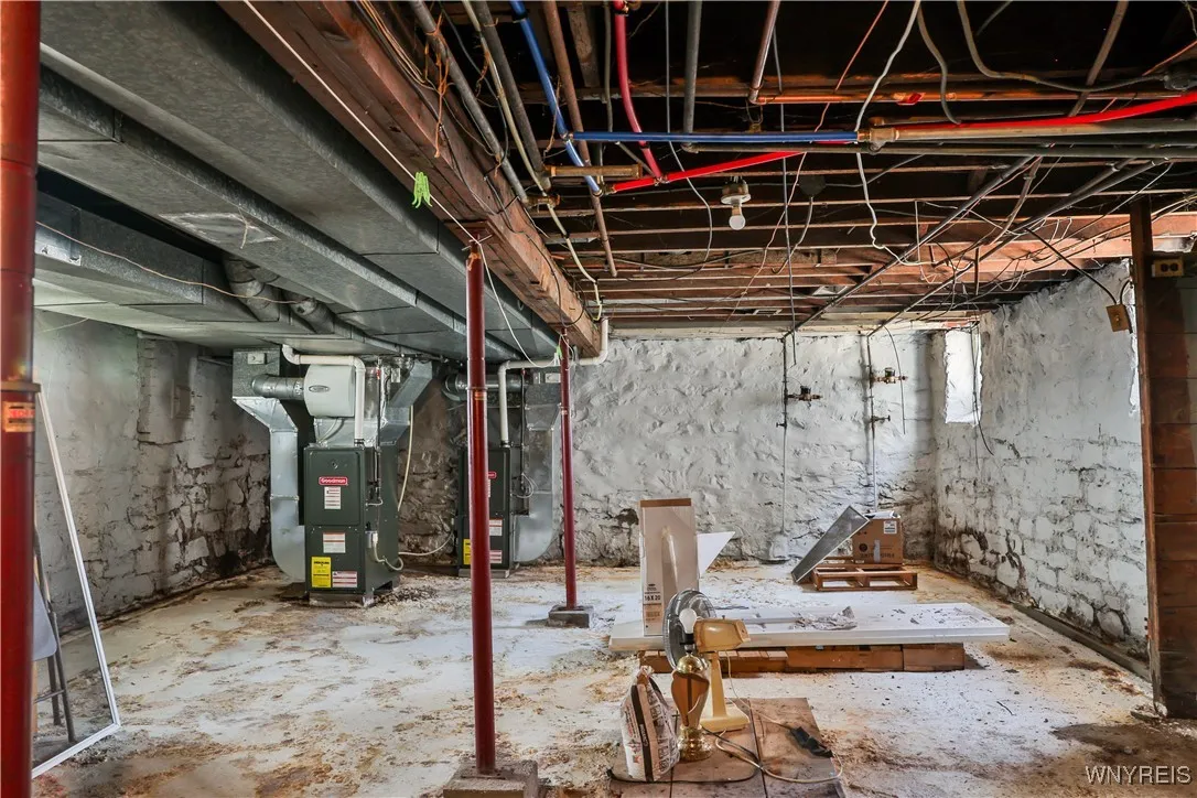 162 North Park Avenue, Buffalo, New York 14216, Buffalo, New York 14216, 6 Bedrooms Bedrooms, ,2 BathroomsBathrooms,Residential,Closed,162 North Park Avenue, Buffalo, New York 14216,0,B1626342