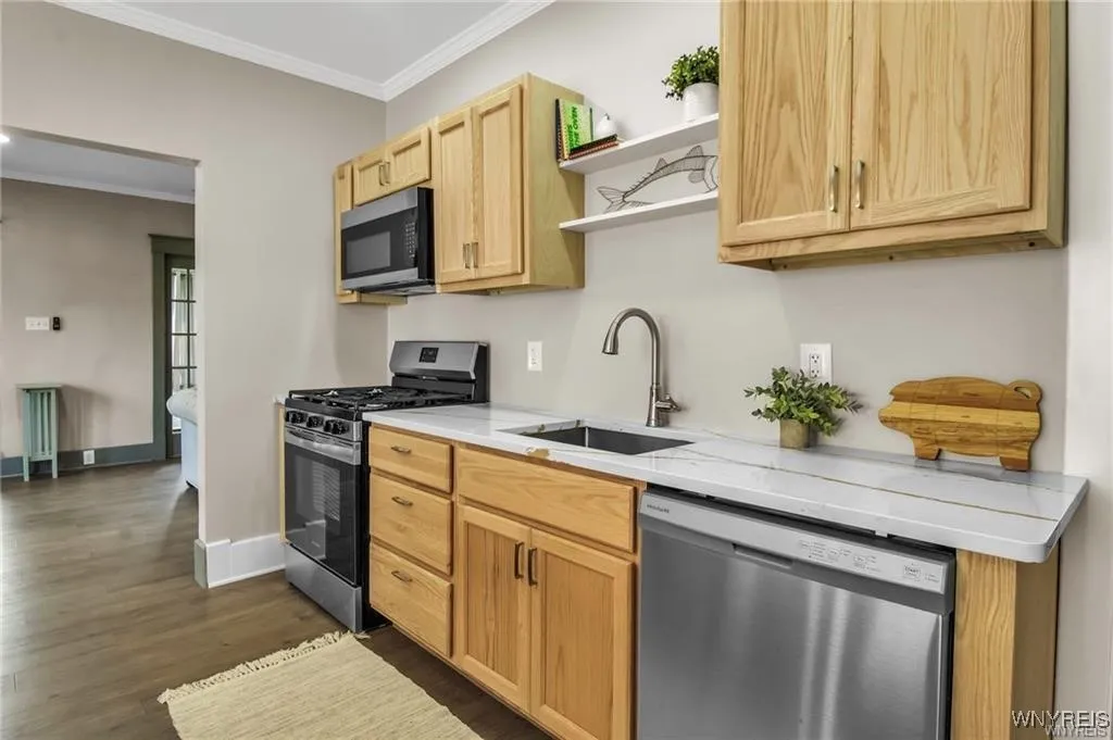 80 Innes Road, West Seneca, New York 14224, West Seneca, New York 14224, 2 Bedrooms Bedrooms, 9 Rooms Rooms,1 BathroomBathrooms,Residential,For Sale,80 Innes Road, West Seneca, New York 14224,B1626528