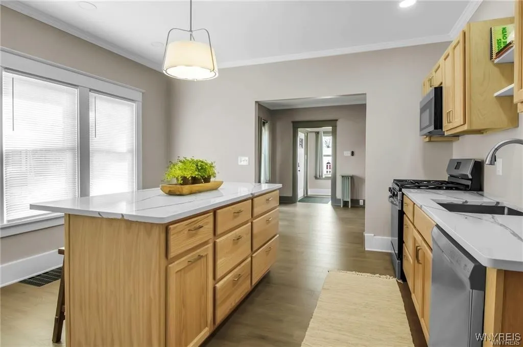 80 Innes Road, West Seneca, New York 14224, West Seneca, New York 14224, 2 Bedrooms Bedrooms, 9 Rooms Rooms,1 BathroomBathrooms,Residential,For Sale,80 Innes Road, West Seneca, New York 14224,B1626528