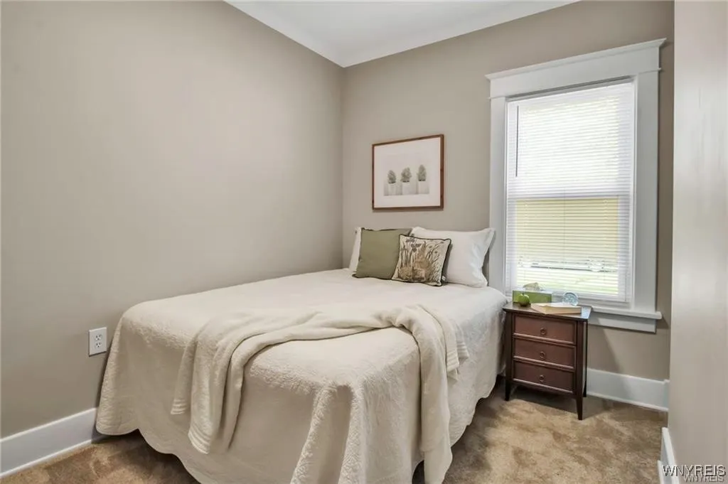 80 Innes Road, West Seneca, New York 14224, West Seneca, New York 14224, 2 Bedrooms Bedrooms, 9 Rooms Rooms,1 BathroomBathrooms,Residential,For Sale,80 Innes Road, West Seneca, New York 14224,B1626528