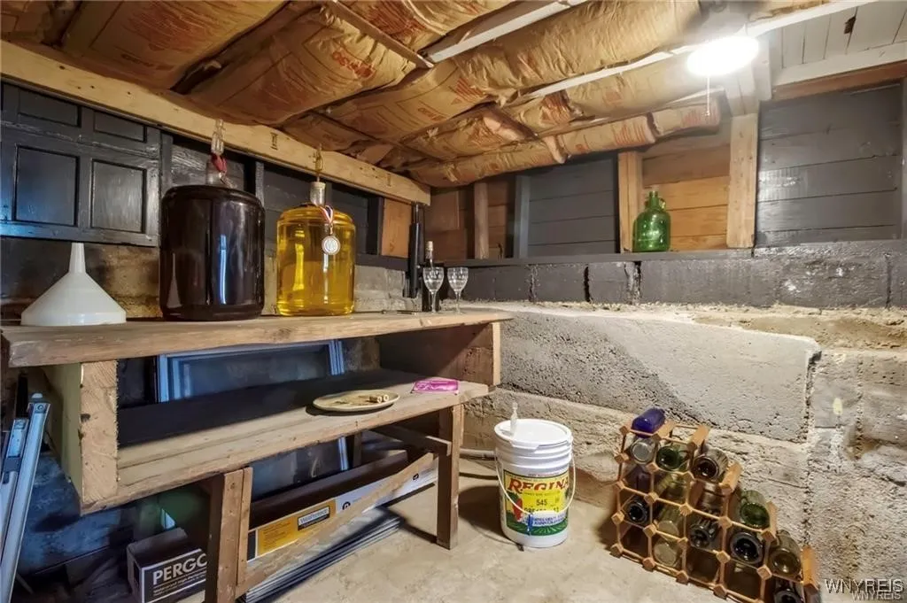 80 Innes Road, West Seneca, New York 14224, West Seneca, New York 14224, 2 Bedrooms Bedrooms, 9 Rooms Rooms,1 BathroomBathrooms,Residential,For Sale,80 Innes Road, West Seneca, New York 14224,B1626528