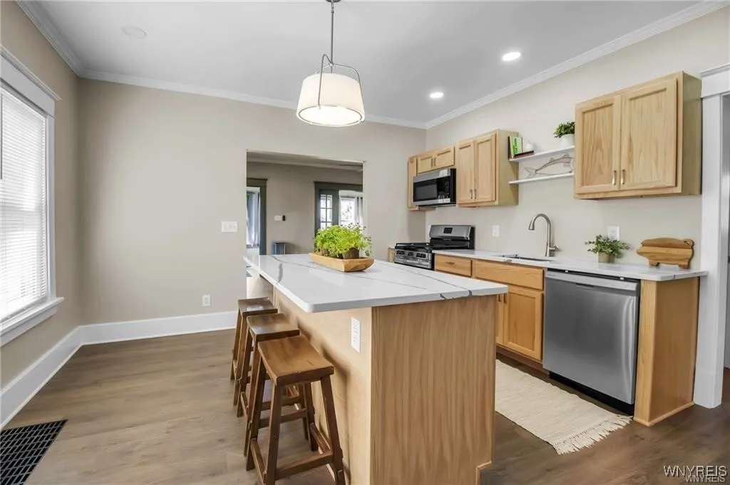 80 Innes Road, West Seneca, New York 14224, West Seneca, New York 14224, 2 Bedrooms Bedrooms, 9 Rooms Rooms,1 BathroomBathrooms,Residential,For Sale,80 Innes Road, West Seneca, New York 14224,B1626528
