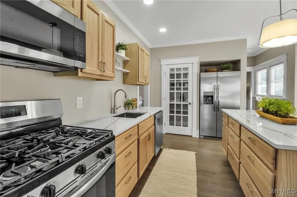 80 Innes Road, West Seneca, New York 14224, West Seneca, New York 14224, 2 Bedrooms Bedrooms, 9 Rooms Rooms,1 BathroomBathrooms,Residential,For Sale,80 Innes Road, West Seneca, New York 14224,B1626528