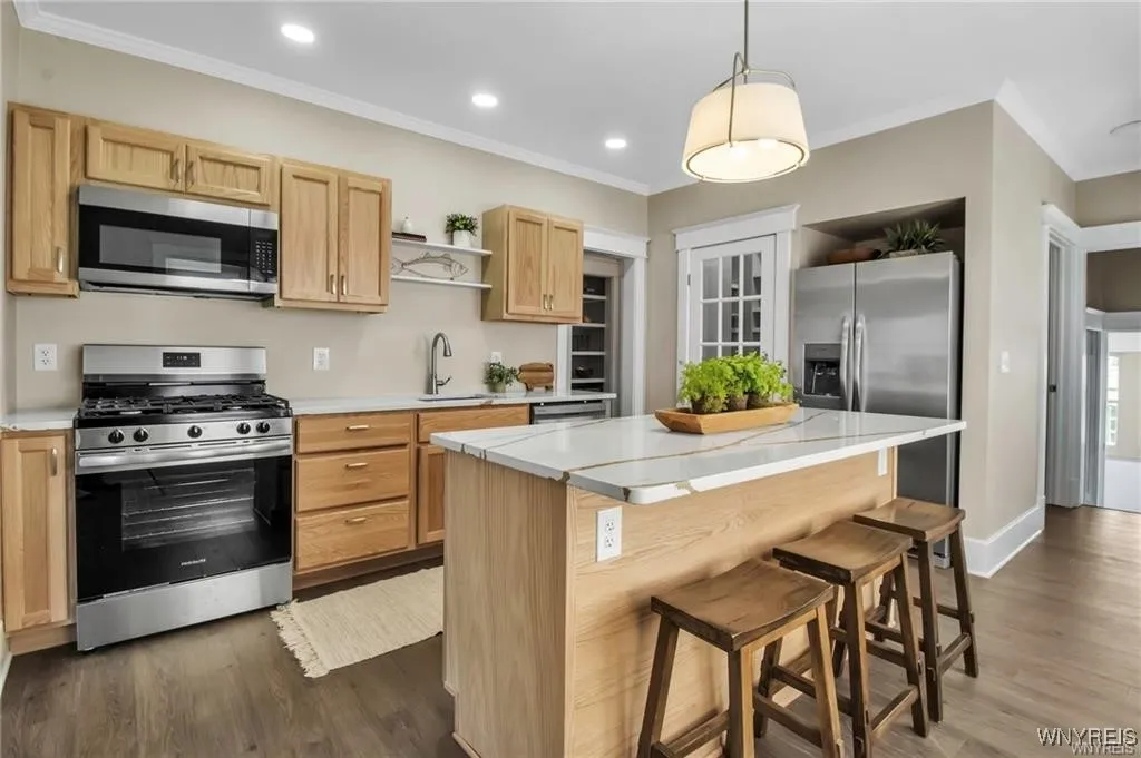 80 Innes Road, West Seneca, New York 14224, West Seneca, New York 14224, 2 Bedrooms Bedrooms, 9 Rooms Rooms,1 BathroomBathrooms,Residential,For Sale,80 Innes Road, West Seneca, New York 14224,B1626528