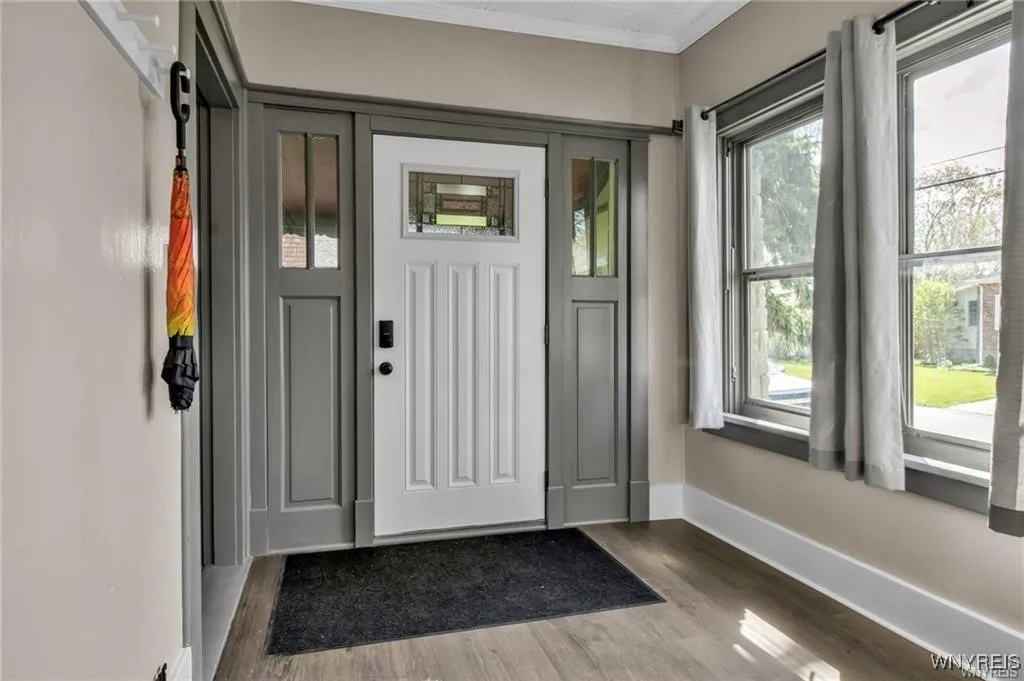 80 Innes Road, West Seneca, New York 14224, West Seneca, New York 14224, 2 Bedrooms Bedrooms, 9 Rooms Rooms,1 BathroomBathrooms,Residential,For Sale,80 Innes Road, West Seneca, New York 14224,B1626528