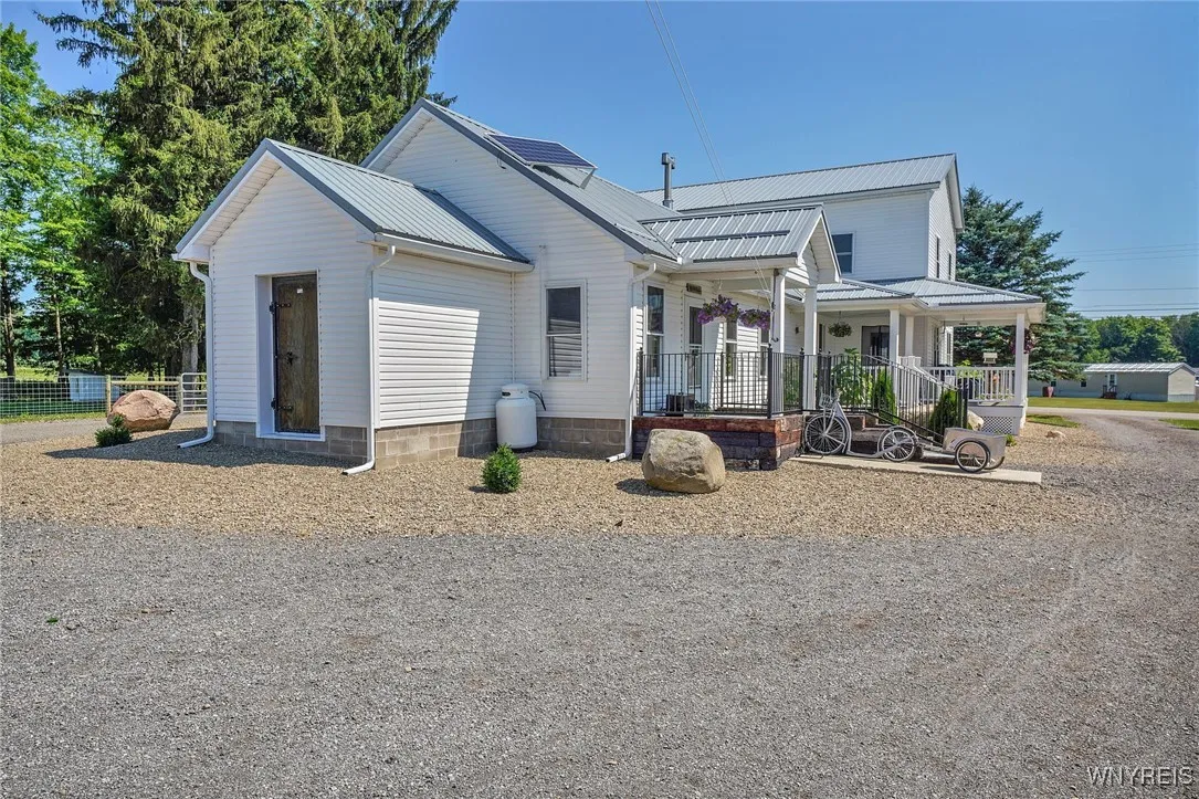 11781 Lapp Road, Hume, New York 14735, Hume, New York 14735, 5 Bedrooms Bedrooms, 9 Rooms Rooms,1 BathroomBathrooms,Residential,Closed,11781 Lapp Road, Hume, New York 14735,0,B1626273