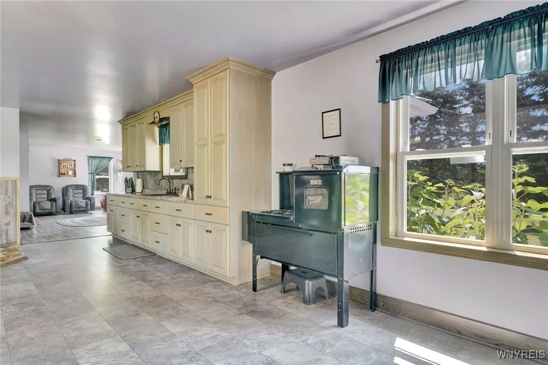 11781 Lapp Road, Hume, New York 14735, Hume, New York 14735, 5 Bedrooms Bedrooms, 9 Rooms Rooms,1 BathroomBathrooms,Residential,Closed,11781 Lapp Road, Hume, New York 14735,0,B1626273