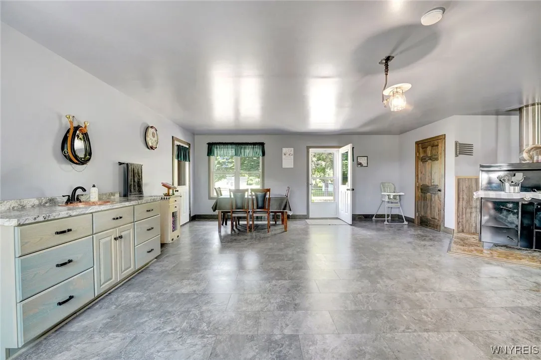 11781 Lapp Road, Hume, New York 14735, Hume, New York 14735, 5 Bedrooms Bedrooms, 9 Rooms Rooms,1 BathroomBathrooms,Residential,Closed,11781 Lapp Road, Hume, New York 14735,0,B1626273