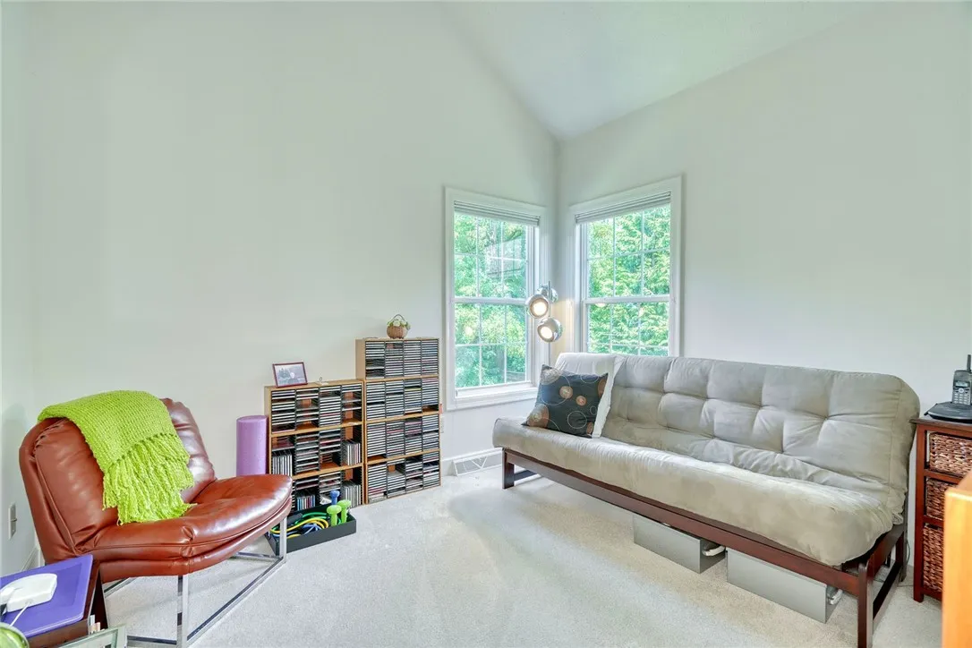 108 New Tudor Rd, Henrietta, New York 14534, Henrietta, New York 14534, 3 Bedrooms Bedrooms, 6 Rooms Rooms,2 BathroomsBathrooms,Residential,Closed,108 New Tudor Rd, Henrietta, New York 14534,0,R1625975