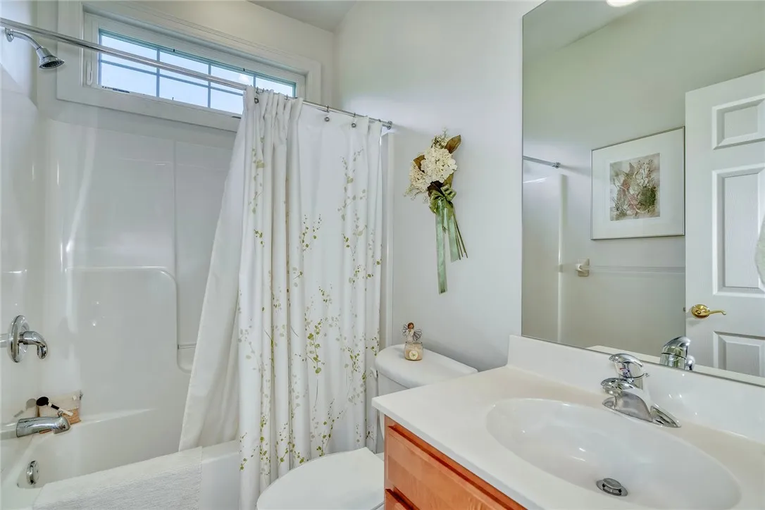 108 New Tudor Rd, Henrietta, New York 14534, Henrietta, New York 14534, 3 Bedrooms Bedrooms, 6 Rooms Rooms,2 BathroomsBathrooms,Residential,Closed,108 New Tudor Rd, Henrietta, New York 14534,0,R1625975