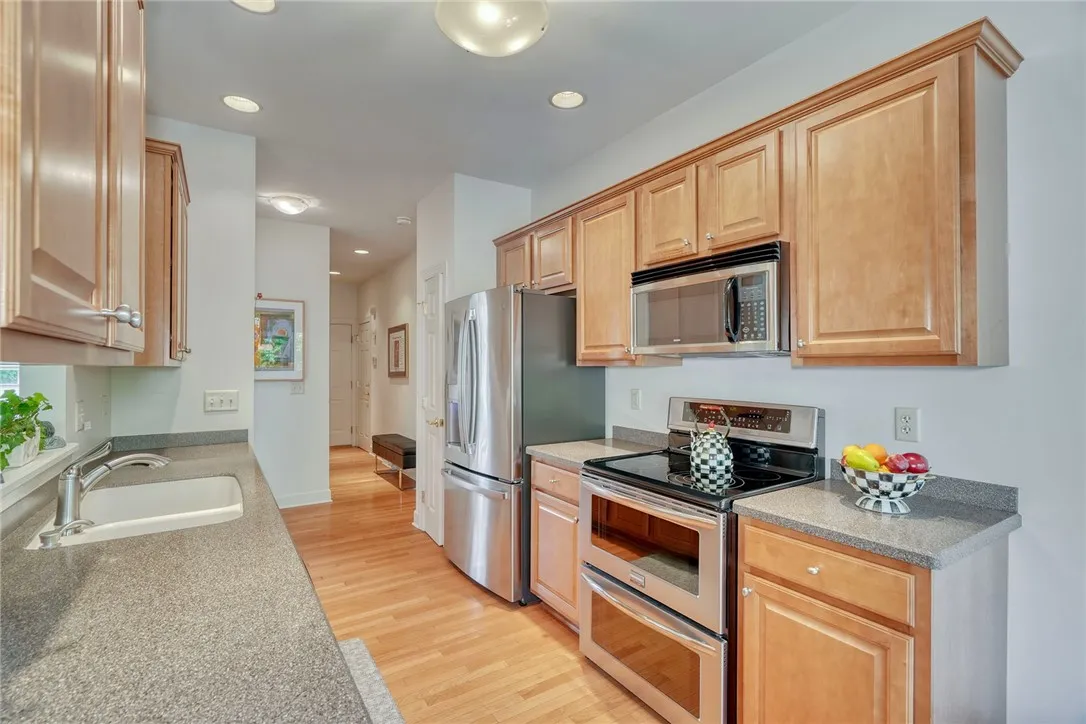 108 New Tudor Rd, Henrietta, New York 14534, Henrietta, New York 14534, 3 Bedrooms Bedrooms, 6 Rooms Rooms,2 BathroomsBathrooms,Residential,Closed,108 New Tudor Rd, Henrietta, New York 14534,0,R1625975