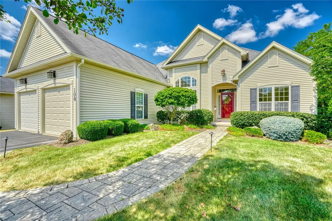 108 New Tudor Rd, Henrietta, New York 14534, Henrietta, New York 14534, 3 Bedrooms Bedrooms, 6 Rooms Rooms,2 BathroomsBathrooms,Residential,Closed,108 New Tudor Rd, Henrietta, New York 14534,0,R1625975