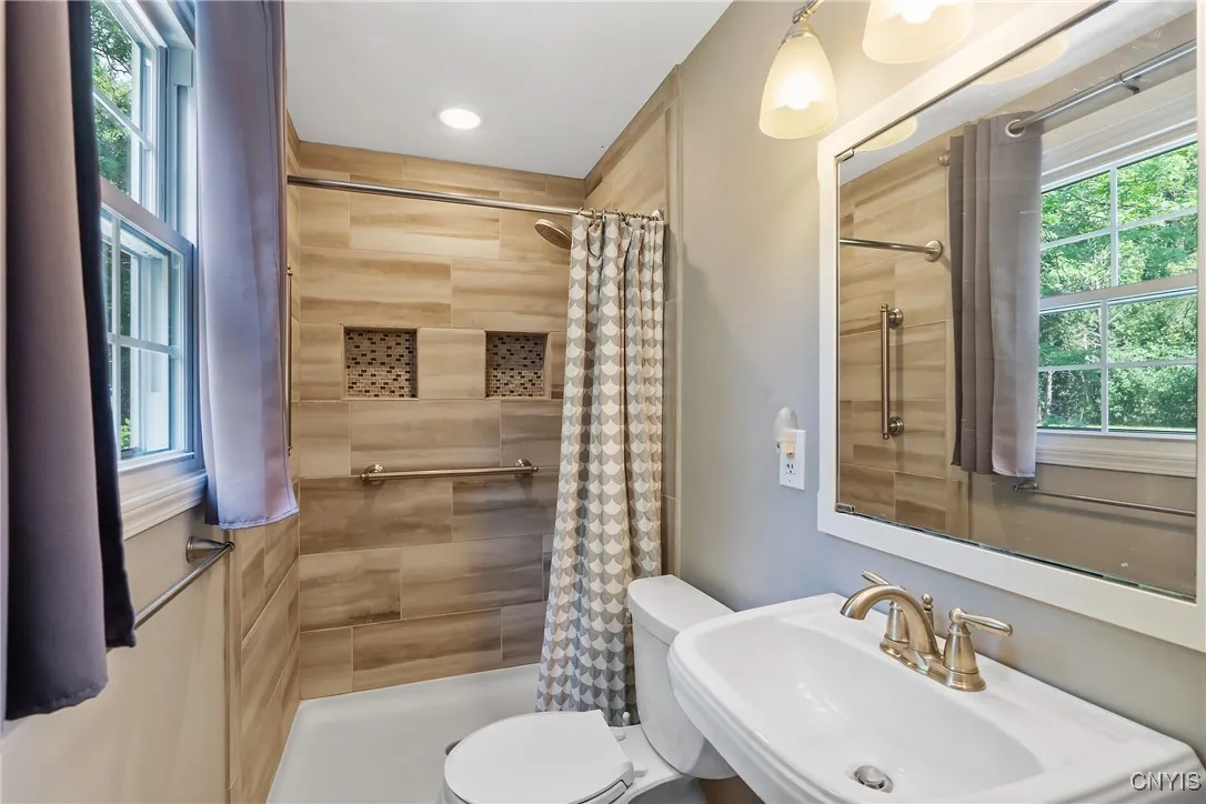 4010 Oldwyck Circle, Onondaga, New York 13215, Onondaga, New York 13215, 3 Bedrooms Bedrooms, 10 Rooms Rooms,3 BathroomsBathrooms,Residential,Closed,4010 Oldwyck Circle, Onondaga, New York 13215,0,S1626609