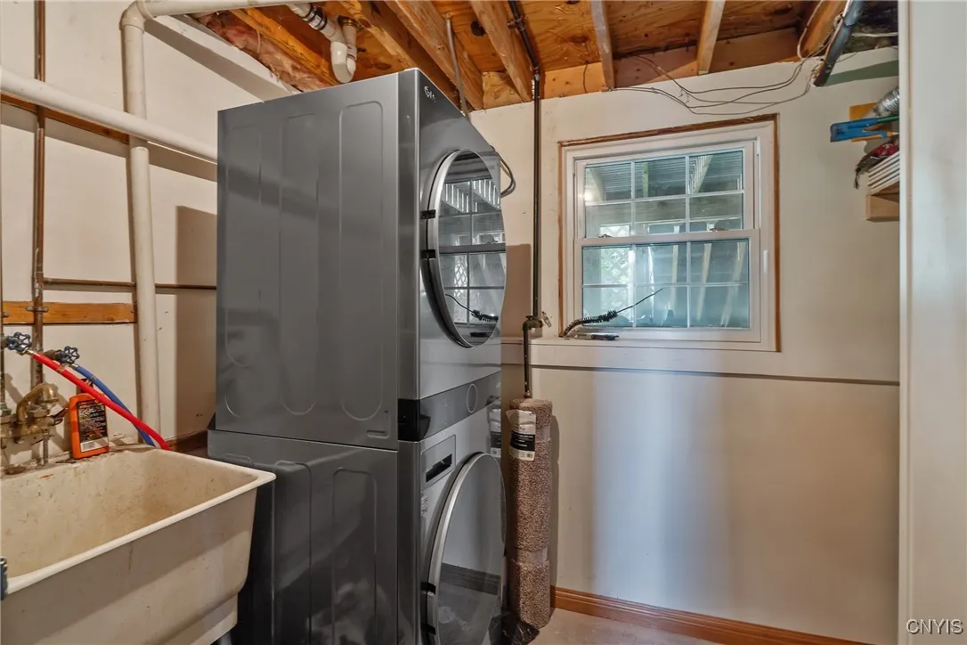 4010 Oldwyck Circle, Onondaga, New York 13215, Onondaga, New York 13215, 3 Bedrooms Bedrooms, 10 Rooms Rooms,3 BathroomsBathrooms,Residential,Closed,4010 Oldwyck Circle, Onondaga, New York 13215,0,S1626609