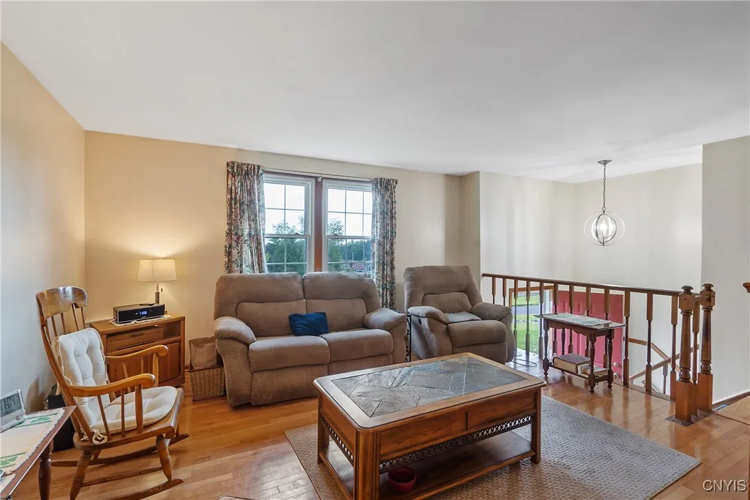 4010 Oldwyck Circle, Onondaga, New York 13215, Onondaga, New York 13215, 3 Bedrooms Bedrooms, 10 Rooms Rooms,3 BathroomsBathrooms,Residential,Closed,4010 Oldwyck Circle, Onondaga, New York 13215,0,S1626609