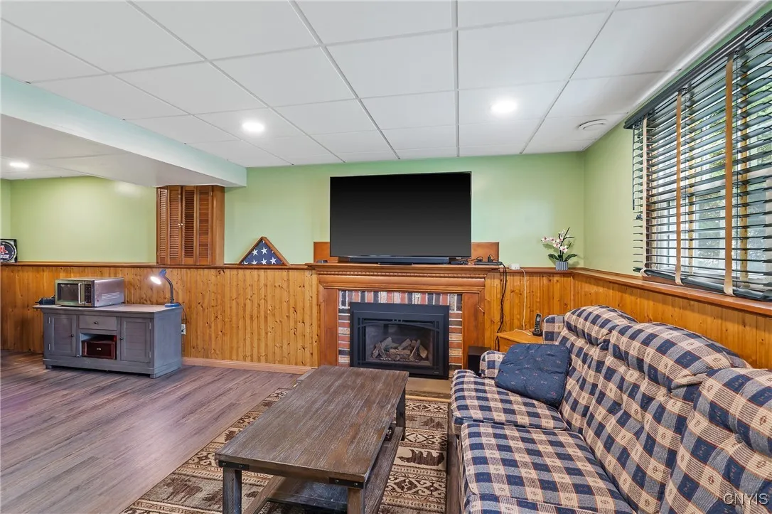 4010 Oldwyck Circle, Onondaga, New York 13215, Onondaga, New York 13215, 3 Bedrooms Bedrooms, 10 Rooms Rooms,3 BathroomsBathrooms,Residential,Closed,4010 Oldwyck Circle, Onondaga, New York 13215,0,S1626609