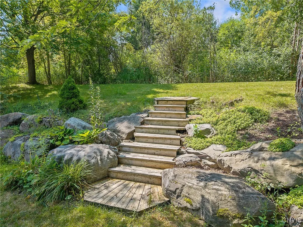 4010 Oldwyck Circle, Onondaga, New York 13215, Onondaga, New York 13215, 3 Bedrooms Bedrooms, 10 Rooms Rooms,3 BathroomsBathrooms,Residential,Closed,4010 Oldwyck Circle, Onondaga, New York 13215,0,S1626609