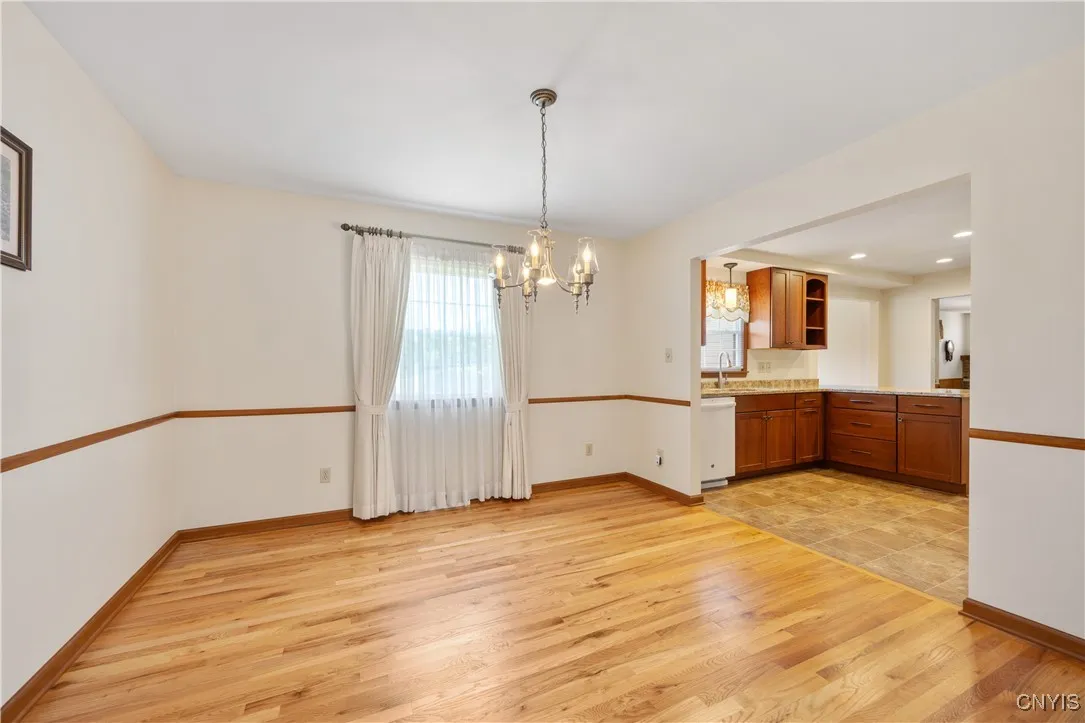 4872 Albart Drive, Onondaga, New York 13215, Onondaga, New York 13215, 4 Bedrooms Bedrooms, 11 Rooms Rooms,2 BathroomsBathrooms,Residential,Closed,4872 Albart Drive, Onondaga, New York 13215,0,S1626654