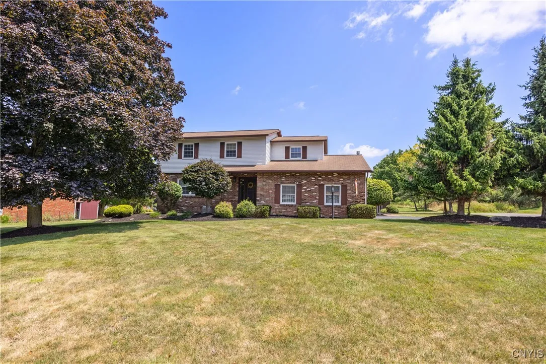 4872 Albart Drive, Onondaga, New York 13215, Onondaga, New York 13215, 4 Bedrooms Bedrooms, 11 Rooms Rooms,2 BathroomsBathrooms,Residential,Closed,4872 Albart Drive, Onondaga, New York 13215,0,S1626654