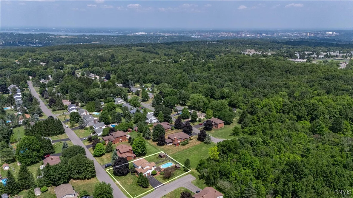 4872 Albart Drive, Onondaga, New York 13215, Onondaga, New York 13215, 4 Bedrooms Bedrooms, 11 Rooms Rooms,2 BathroomsBathrooms,Residential,Closed,4872 Albart Drive, Onondaga, New York 13215,0,S1626654