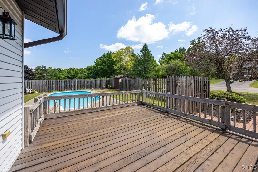 4872 Albart Drive, Onondaga, New York 13215, Onondaga, New York 13215, 4 Bedrooms Bedrooms, 11 Rooms Rooms,2 BathroomsBathrooms,Residential,Closed,4872 Albart Drive, Onondaga, New York 13215,0,S1626654