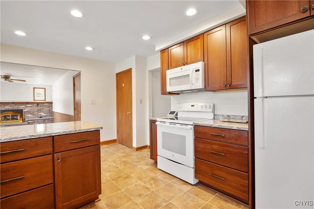 4872 Albart Drive, Onondaga, New York 13215, Onondaga, New York 13215, 4 Bedrooms Bedrooms, 11 Rooms Rooms,2 BathroomsBathrooms,Residential,Closed,4872 Albart Drive, Onondaga, New York 13215,0,S1626654