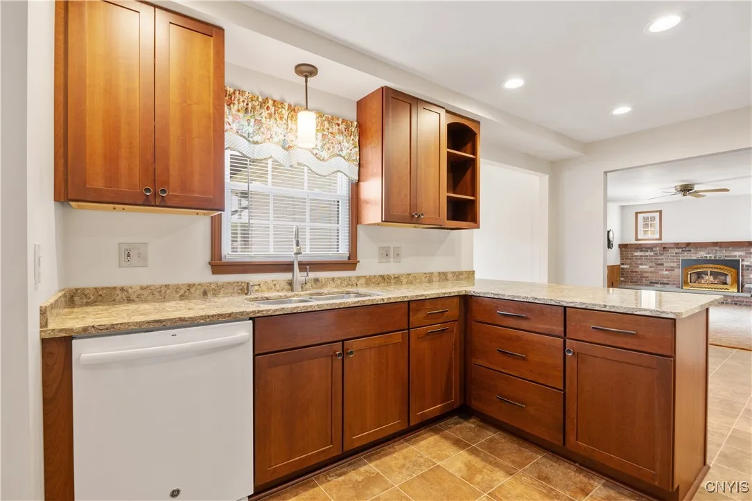 4872 Albart Drive, Onondaga, New York 13215, Onondaga, New York 13215, 4 Bedrooms Bedrooms, 11 Rooms Rooms,2 BathroomsBathrooms,Residential,Closed,4872 Albart Drive, Onondaga, New York 13215,0,S1626654