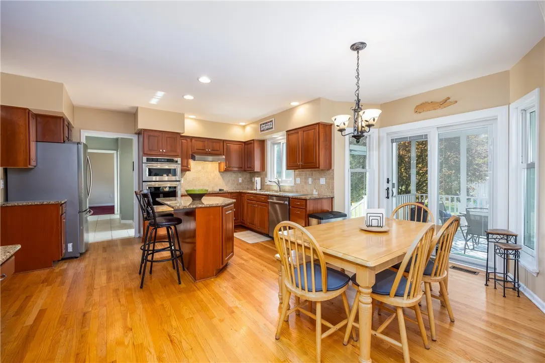 Beautiful Kitchen with Breakfast Bar, Granite Countertops, SS Appl. & Pantry!