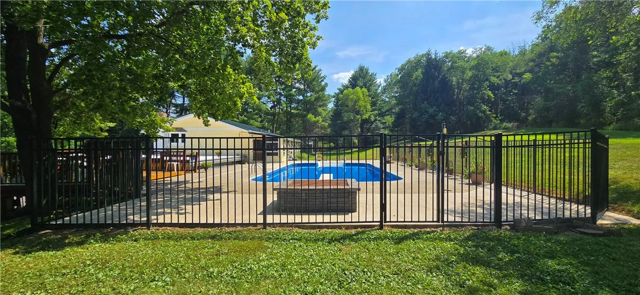 35 Main Street, Ashland, New York 14894, Ashland, New York 14894, 4 Bedrooms Bedrooms, 9 Rooms Rooms,2 BathroomsBathrooms,Residential,Closed,35 Main Street, Ashland, New York 14894,0,R1626596