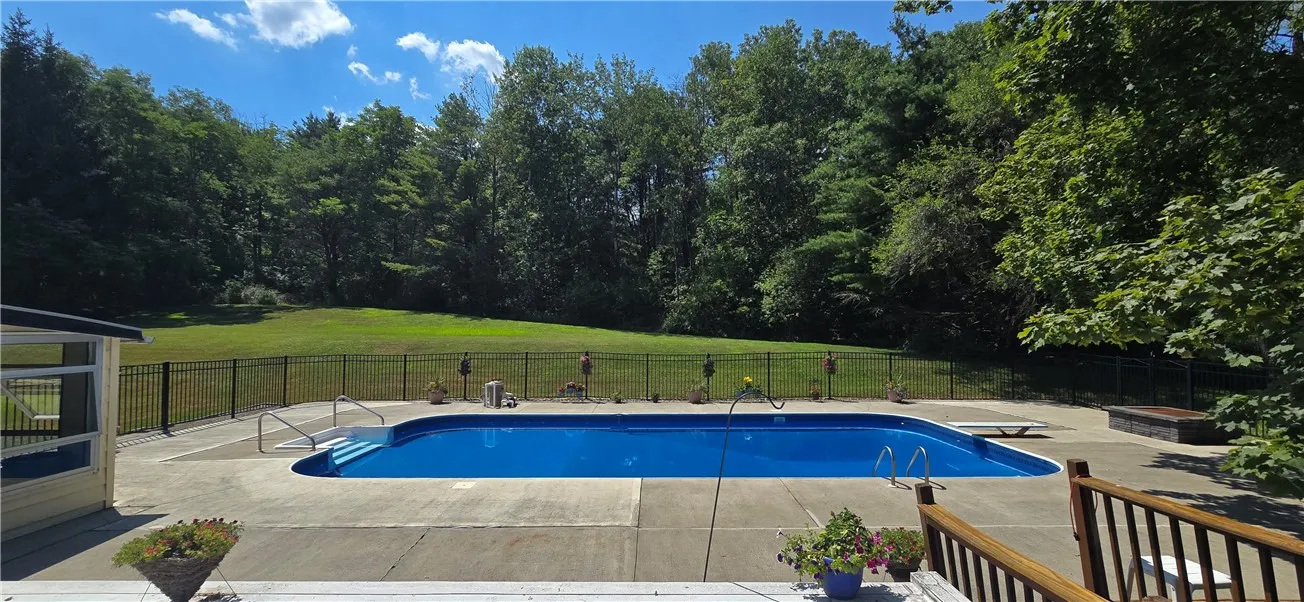 35 Main Street, Ashland, New York 14894, Ashland, New York 14894, 4 Bedrooms Bedrooms, 9 Rooms Rooms,2 BathroomsBathrooms,Residential,Closed,35 Main Street, Ashland, New York 14894,0,R1626596