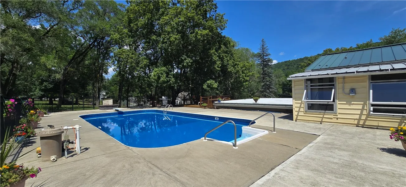 35 Main Street, Ashland, New York 14894, Ashland, New York 14894, 4 Bedrooms Bedrooms, 9 Rooms Rooms,2 BathroomsBathrooms,Residential,Closed,35 Main Street, Ashland, New York 14894,0,R1626596