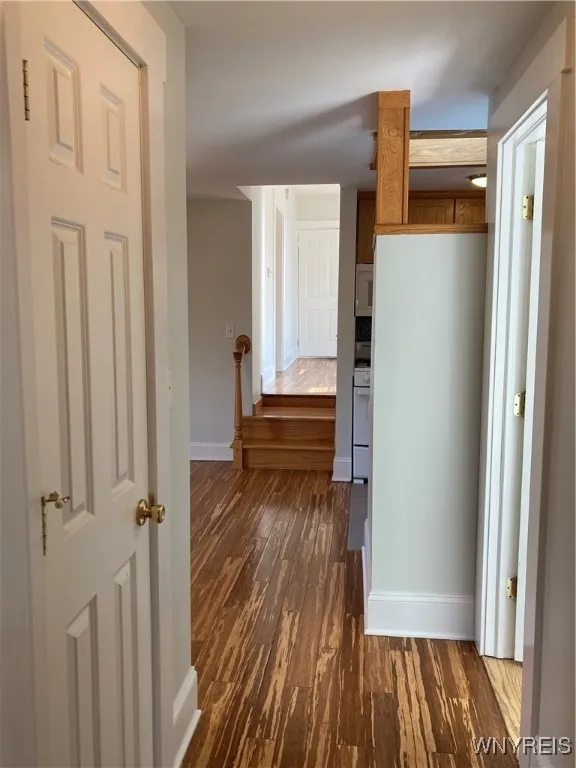 77 Johnson Park 8, Buffalo, New York 14201, Buffalo, New York 14201, 2 Bedrooms Bedrooms, 4 Rooms Rooms,1 BathroomBathrooms,Residential Lease,For Rent,77 Johnson Park 8, Buffalo, New York 14201,B1614534
