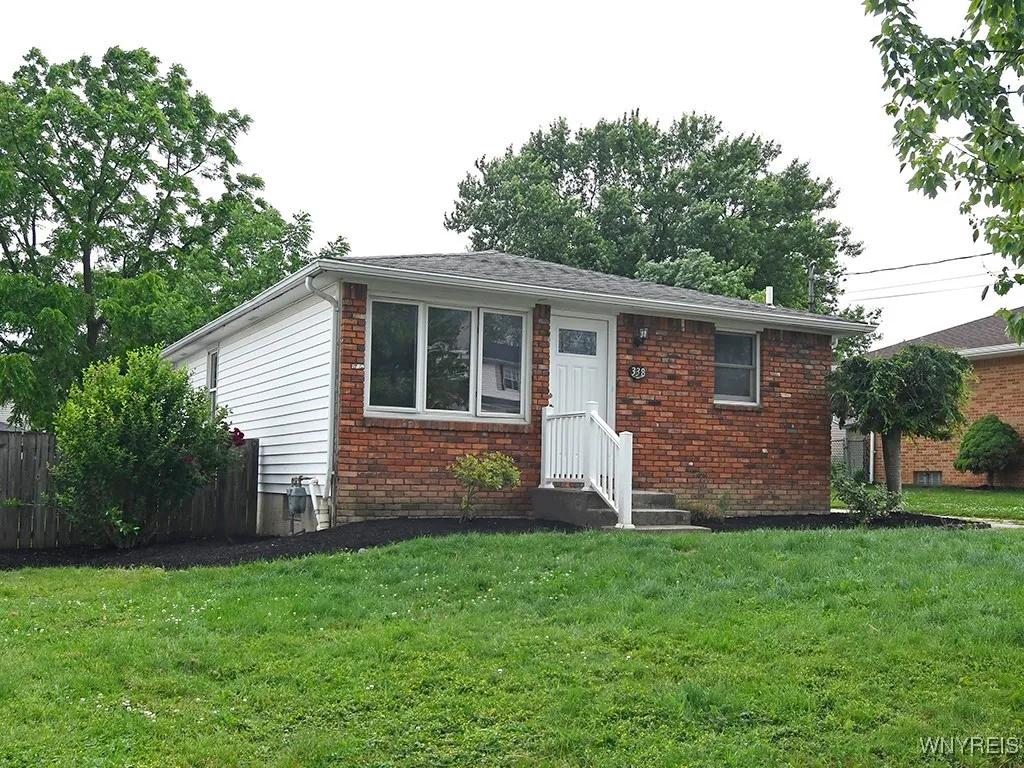 338 Canton Street, Cheektowaga, New York 14043, Cheektowaga, New York 14043, 3 Bedrooms Bedrooms, 6 Rooms Rooms,1 BathroomBathrooms,Residential,For Sale,338 Canton Street, Cheektowaga, New York 14043,0,B1620838