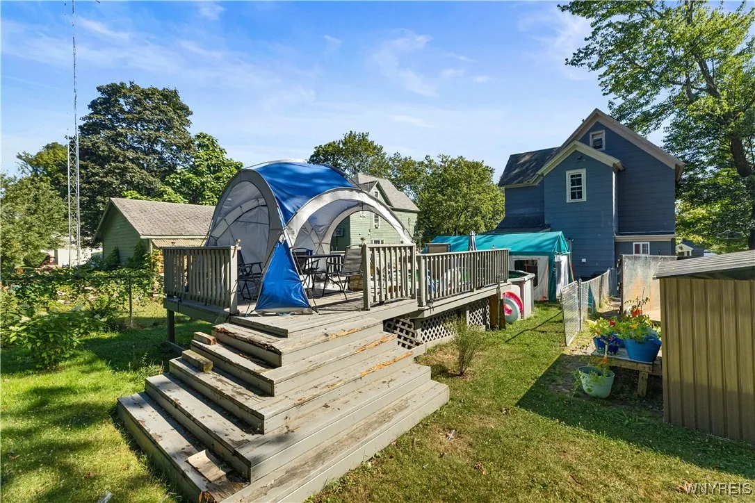 6 1st Street, Whitestown, New York 13492, Whitestown, New York 13492, 3 Bedrooms Bedrooms, 8 Rooms Rooms,1 BathroomBathrooms,Residential,Closed,6 1st Street, Whitestown, New York 13492,0,B1625690