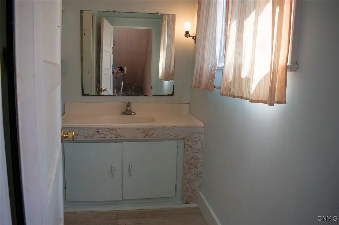 951 Lancaster Avenue, Syracuse, New York 13210, Syracuse, New York 13210, 5 Bedrooms Bedrooms, 10 Rooms Rooms,2 BathroomsBathrooms,Residential Lease,For Rent,951 Lancaster Avenue, Syracuse, New York 13210,S1624602