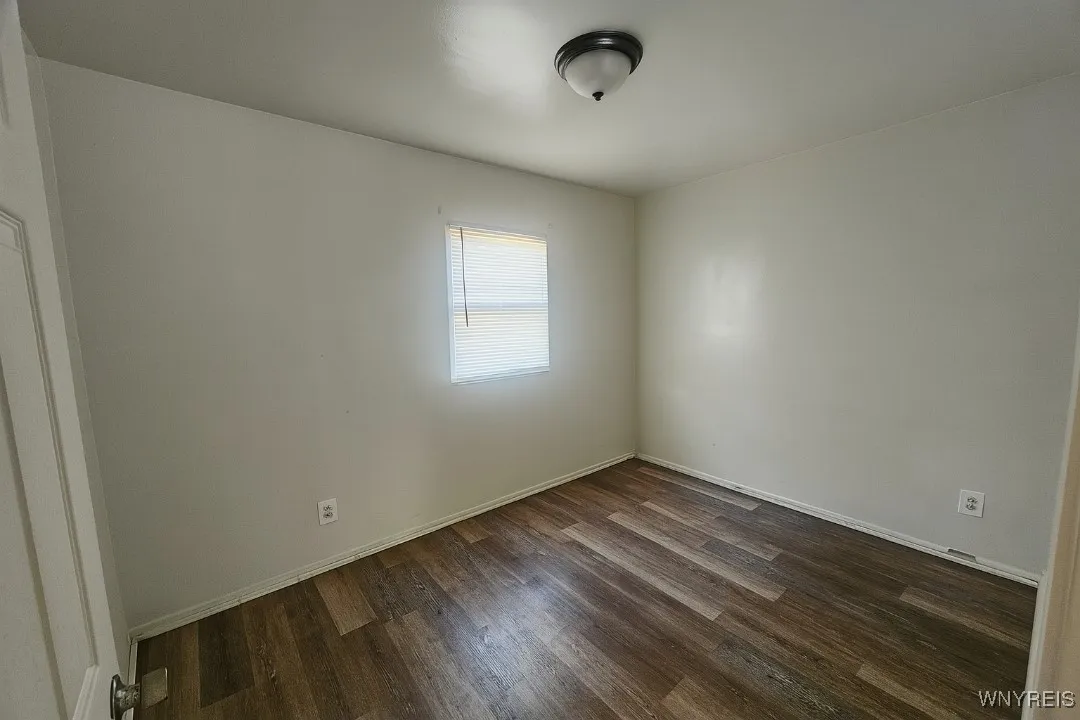 1504 William Street, Buffalo, New York 14206, Buffalo, New York 14206, 3 Bedrooms Bedrooms, 6 Rooms Rooms,1 BathroomBathrooms,Residential Lease,For Rent,1504 William Street, Buffalo, New York 14206,B1626655