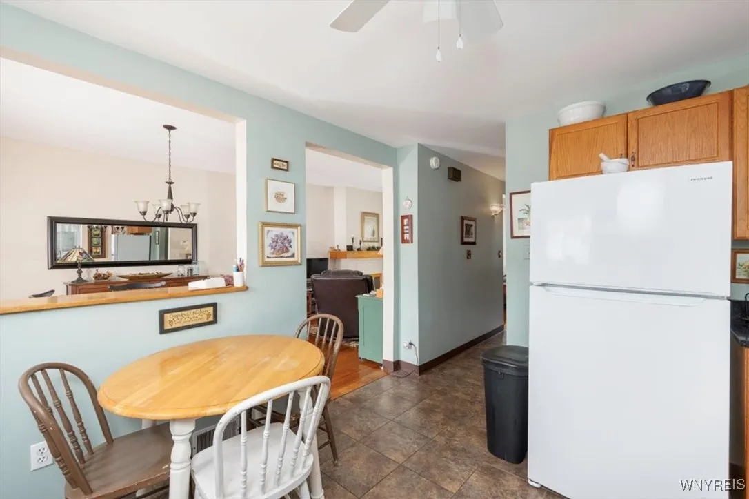 34 Downing Street, Buffalo, New York 14220, Buffalo, New York 14220, 3 Bedrooms Bedrooms, 6 Rooms Rooms,1 BathroomBathrooms,Residential,For Sale,34 Downing Street, Buffalo, New York 14220,B1625785