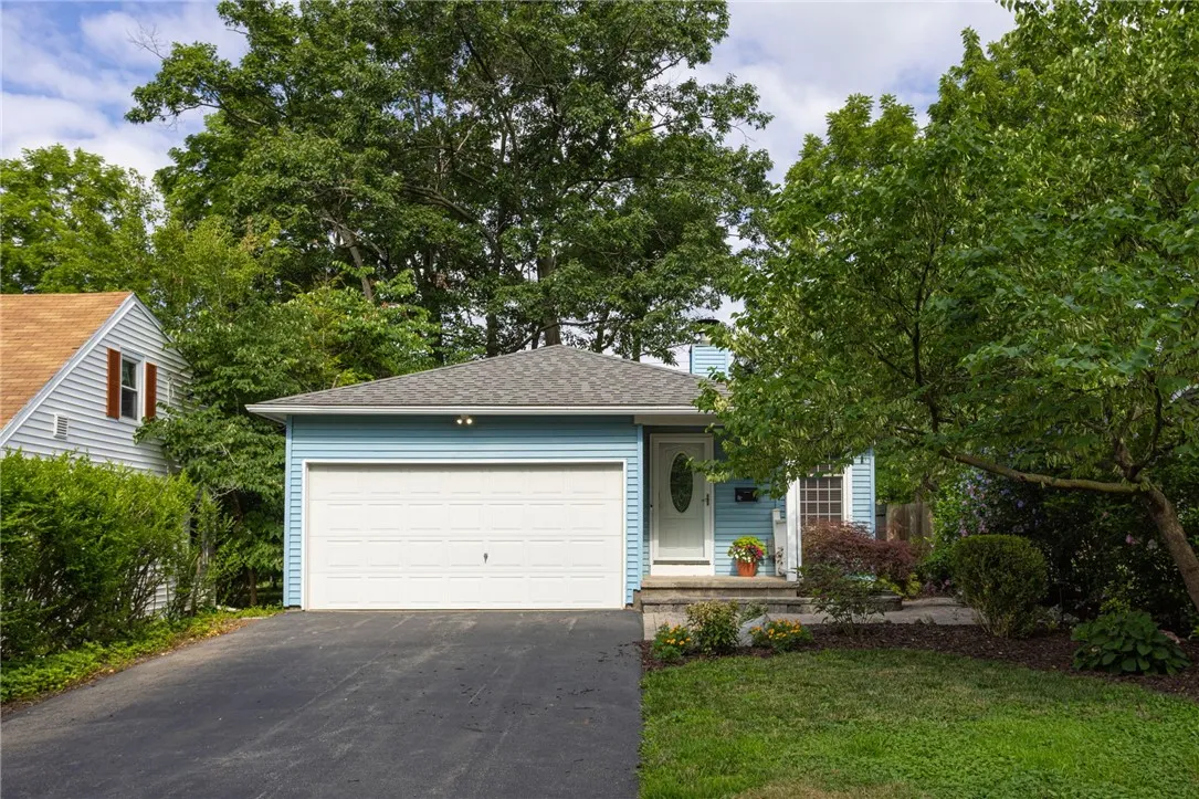 61 David Avenue, Brighton, New York 14620, Brighton, New York 14620, 2 Bedrooms Bedrooms, 7 Rooms Rooms,2 BathroomsBathrooms,Residential,Closed,61 David Avenue, Brighton, New York 14620,0,R1626693