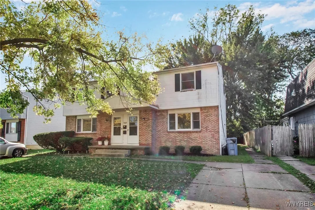 247 Glenhaven, Amherst, New York 14228, Amherst, New York 14228, 3 Bedrooms Bedrooms, 4 Rooms Rooms,1 BathroomBathrooms,Residential Lease,For Rent,247 Glenhaven, Amherst, New York 14228,B1626705
