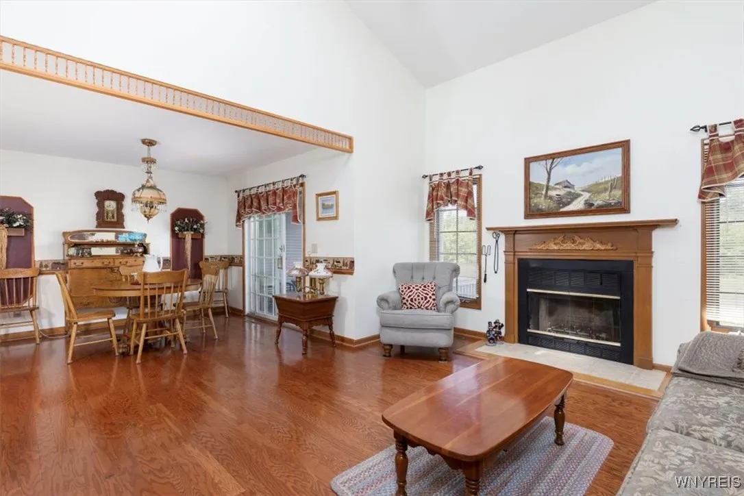 191 Bridle Path, Orchard Park, New York 14127, Orchard Park, New York 14127, 2 Bedrooms Bedrooms, 7 Rooms Rooms,2 BathroomsBathrooms,Residential,For Sale,191 Bridle Path, Orchard Park, New York 14127,B1623201