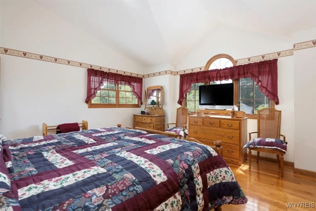 191 Bridle Path, Orchard Park, New York 14127, Orchard Park, New York 14127, 2 Bedrooms Bedrooms, 7 Rooms Rooms,2 BathroomsBathrooms,Residential,For Sale,191 Bridle Path, Orchard Park, New York 14127,B1623201