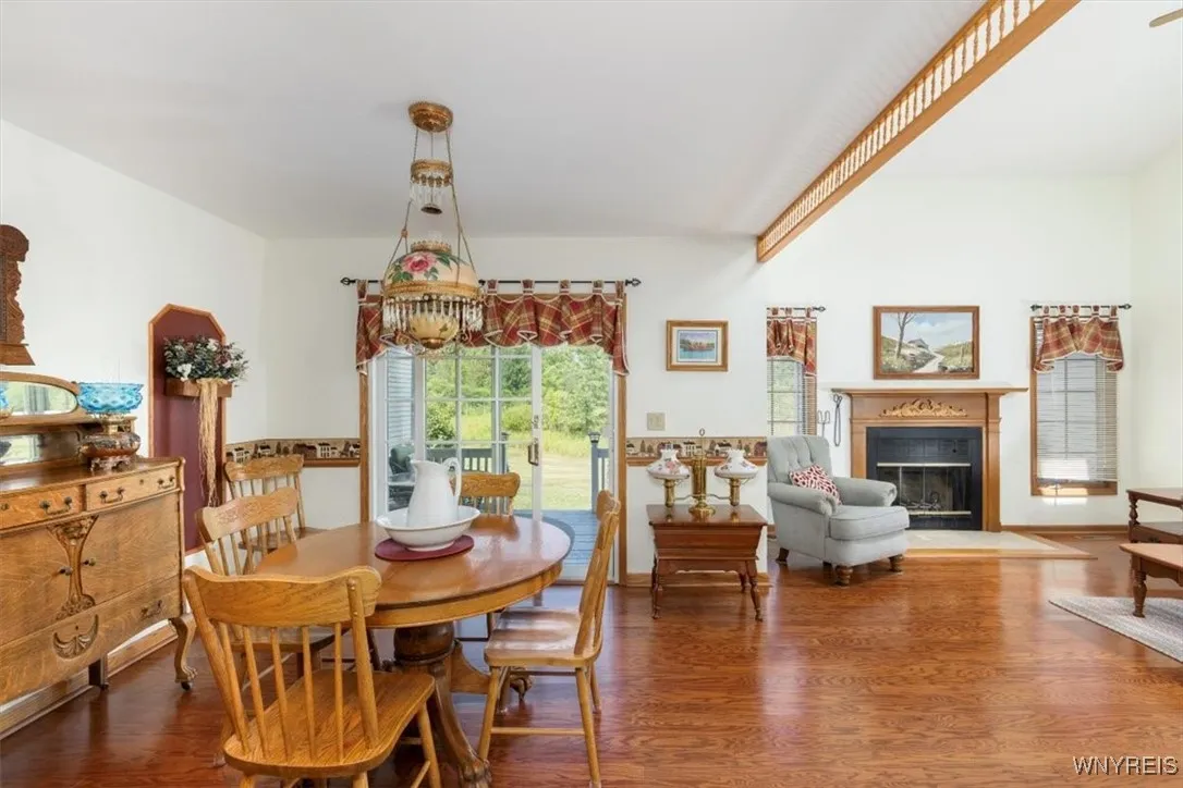 191 Bridle Path, Orchard Park, New York 14127, Orchard Park, New York 14127, 2 Bedrooms Bedrooms, 7 Rooms Rooms,2 BathroomsBathrooms,Residential,For Sale,191 Bridle Path, Orchard Park, New York 14127,B1623201