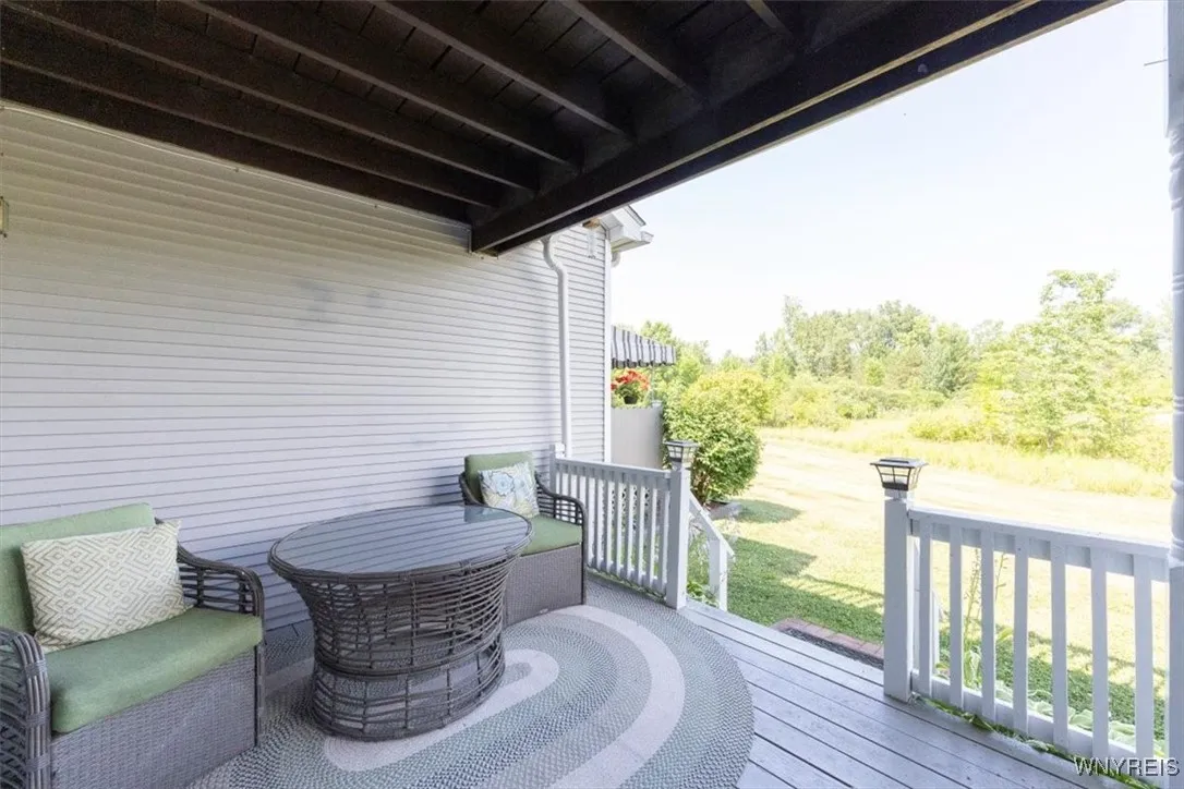 191 Bridle Path, Orchard Park, New York 14127, Orchard Park, New York 14127, 2 Bedrooms Bedrooms, 7 Rooms Rooms,2 BathroomsBathrooms,Residential,For Sale,191 Bridle Path, Orchard Park, New York 14127,B1623201