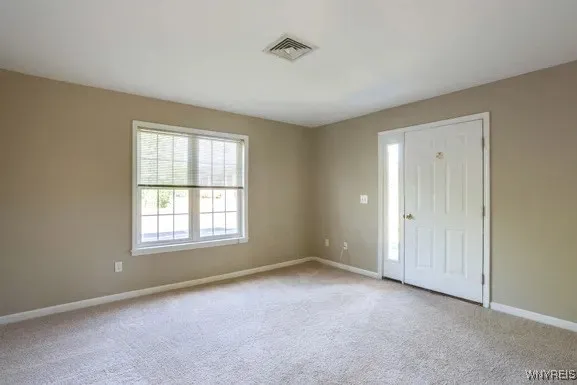 45 Stonington, Amherst, New York 14068, Amherst, New York 14068, 3 Bedrooms Bedrooms, 6 Rooms Rooms,2 BathroomsBathrooms,Residential Lease,For Rent,45 Stonington, Amherst, New York 14068,B1626739