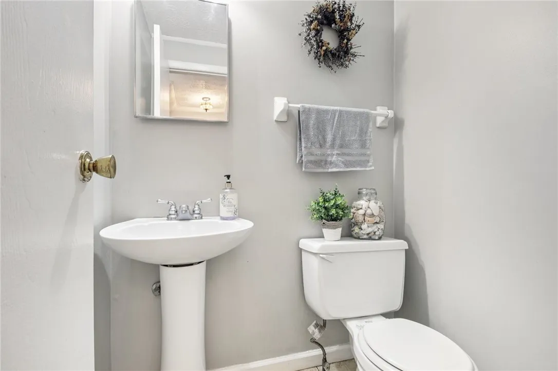 624 Gilmore Road, Clarkson, New York 14420, Clarkson, New York 14420, 3 Bedrooms Bedrooms, 9 Rooms Rooms,1 BathroomBathrooms,Residential,Closed,624 Gilmore Road, Clarkson, New York 14420,0,R1626340