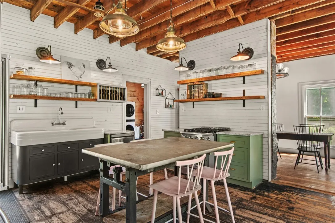 357 South Gilboa Road, Gilboa, New York 12167, Gilboa, New York 12167, 5 Bedrooms Bedrooms, 14 Rooms Rooms,2 BathroomsBathrooms,Residential,Closed,357 South Gilboa Road, Gilboa, New York 12167,0,R1626636